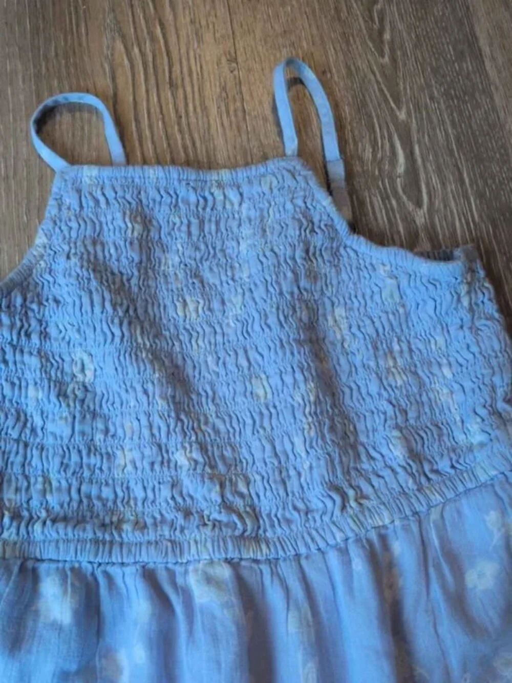 abercrombie kids Blue Floral Smocked Dress Size 9/10